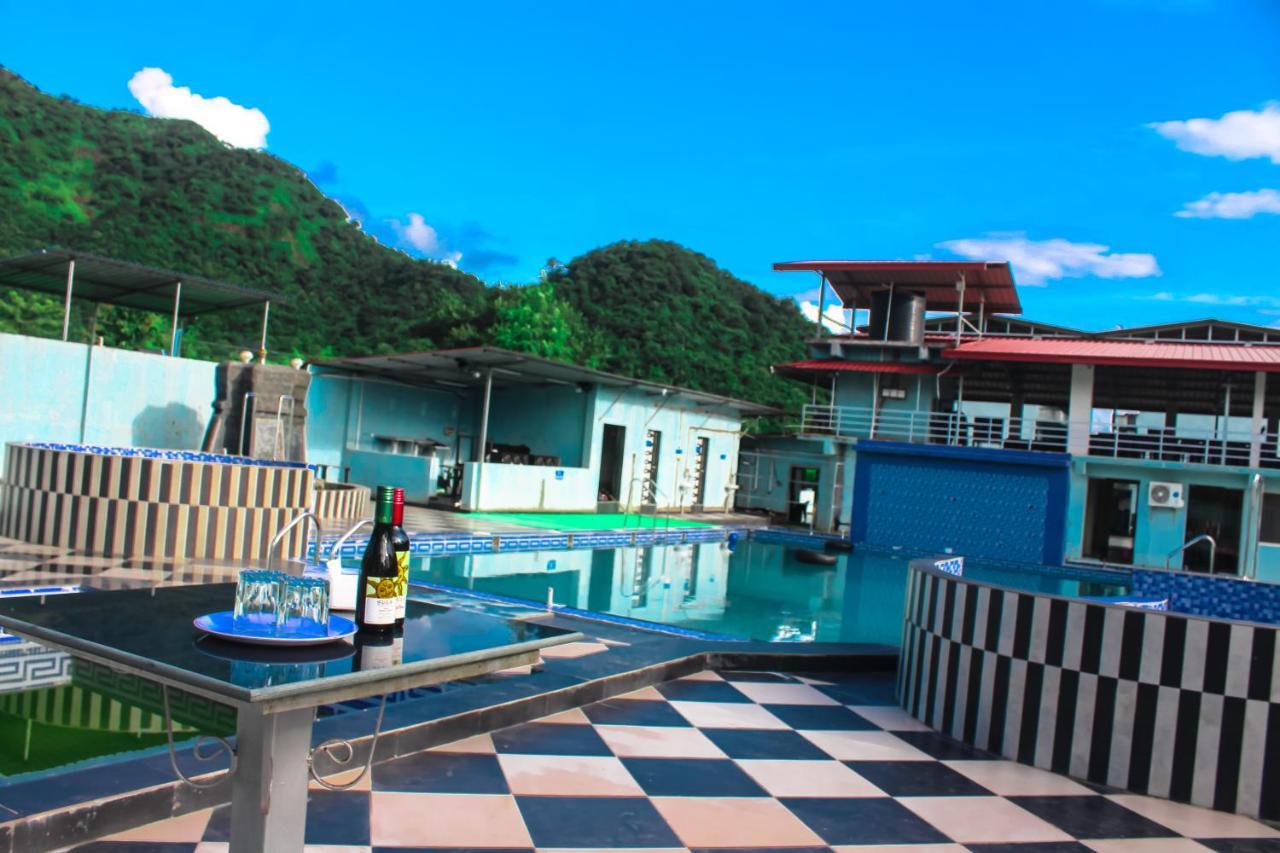 Sp Resort Panvel Chauk Bagian luar foto
