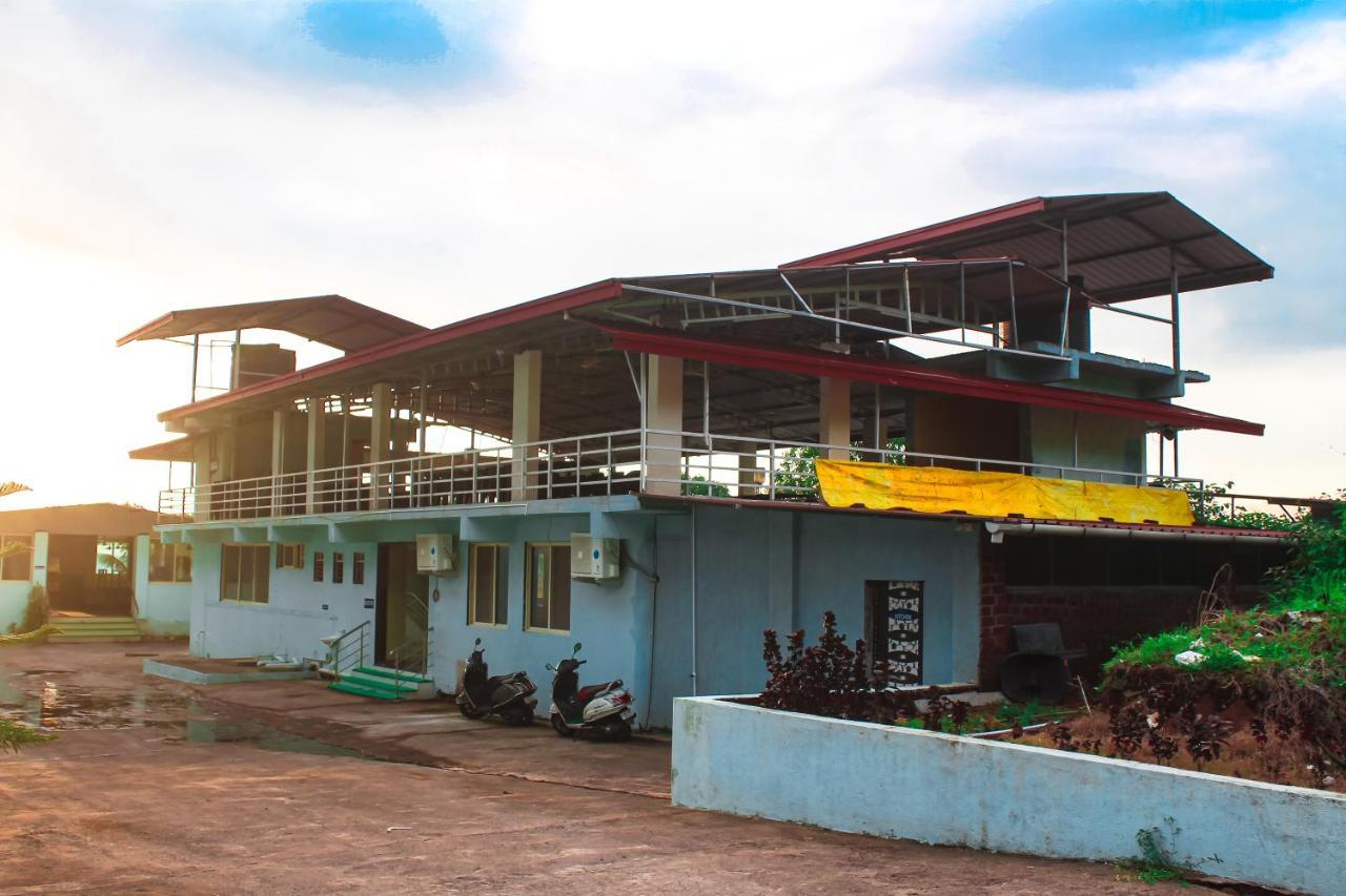 Sp Resort Panvel Chauk Bagian luar foto