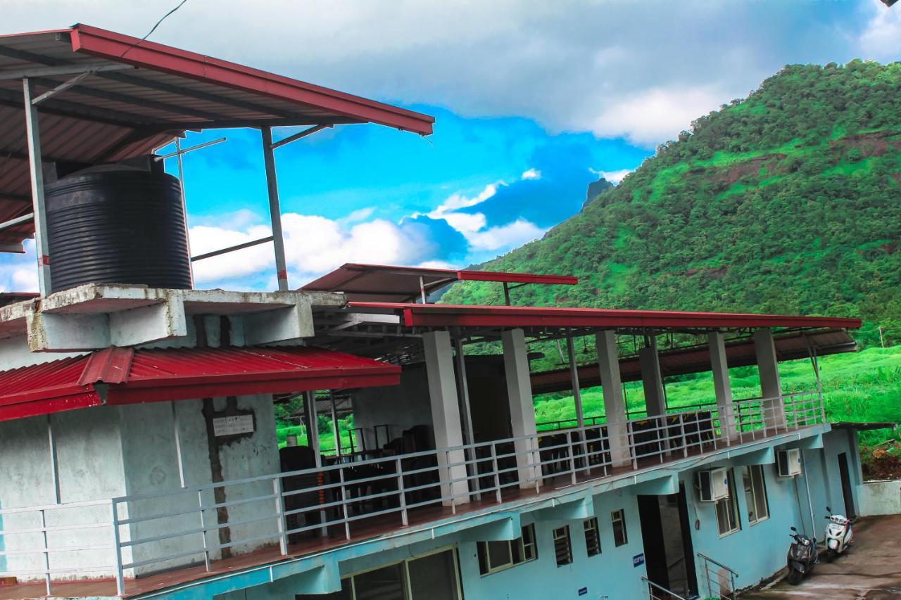 Sp Resort Panvel Chauk Bagian luar foto