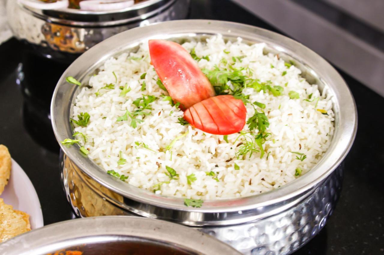 Sp Resort Panvel Chauk Bagian luar foto